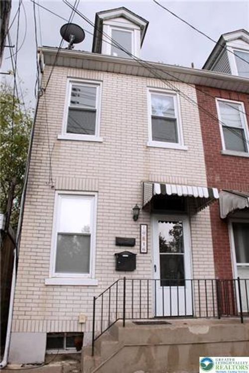 1016 Spruce St, EASTON, PA, 18042-4225 | Card Image
