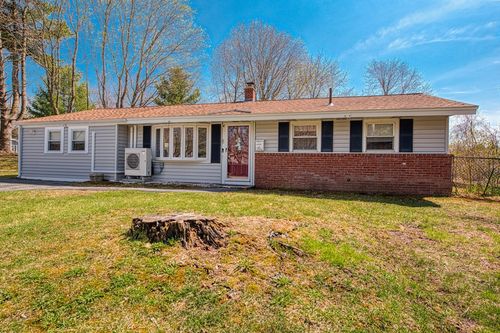 8 Braintree Ave, Brockton, MA, 02302 | Card Image