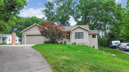 3124 Rainbow Drive, Cedar Falls, IA, 50613 | Card Image