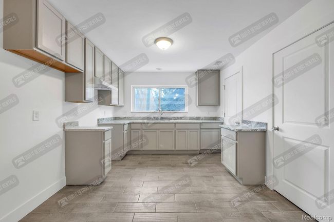 4504 unit # 5 Oakwood Boulevard, Condo with 2 bedrooms, 1 bathrooms and null parking in Melvindale MI | Image 16
