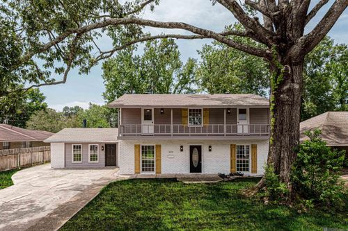 10716 Shermoor Dr, Baton Rouge, LA, 70815-5053 | Card Image