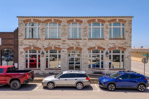 202 E Main St, Florence, TX, 76527-4171 | Card Image