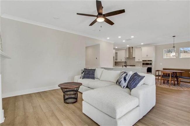 132 Marble Tree Way, House other with 3 bedrooms, 3 bathrooms and null parking in Ball Ground GA | Image 19