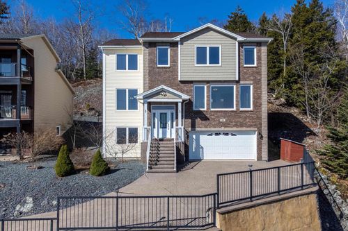 1B Millview Ave, Bedford, NS, B4A1G6 | Card Image