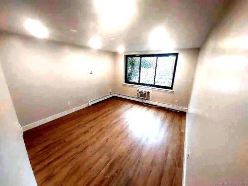 apt-209-280 Collins St, Hartford, CT, 06105-1512 | Card Image