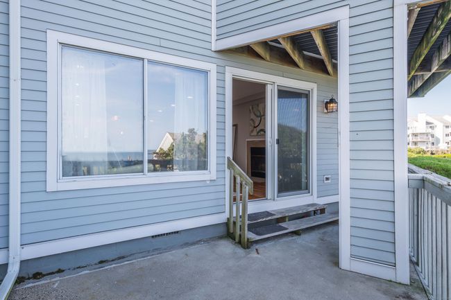 APT-110 - 1 Mansfield Grove Rd, Condo with 2 bedrooms, 2 bathrooms and null parking in East Haven CT | Image 8