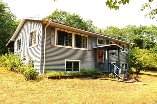 1501 N 5th Ave W, Washburn, WI, 54891-4570 | Card Image