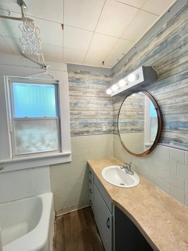 115 S Spring Ave, House other with 4 bedrooms, 1 bathrooms and null parking in Springfield MN | Image 20