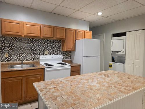 apt-1-1420 N Van Buren St, WILMINGTON, DE, 19806-3279 | Card Image