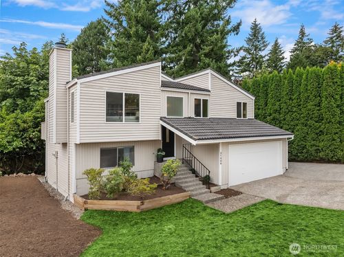 21006 Ne 18th Pl, Sammamish, WA, 98074-4204 | Card Image