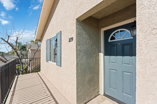 219-3739 W Bullard Ave, Fresno, CA, 93711-6550 | Card Image