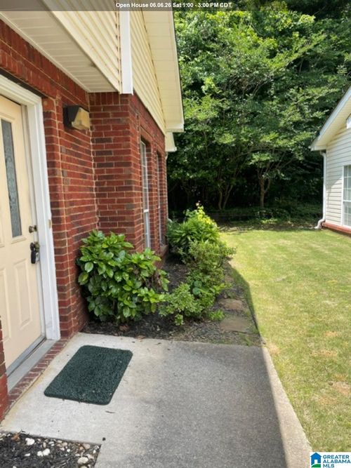 4530 Cades Cove Dr, Gardendale, AL, 35071-3664 | Card Image