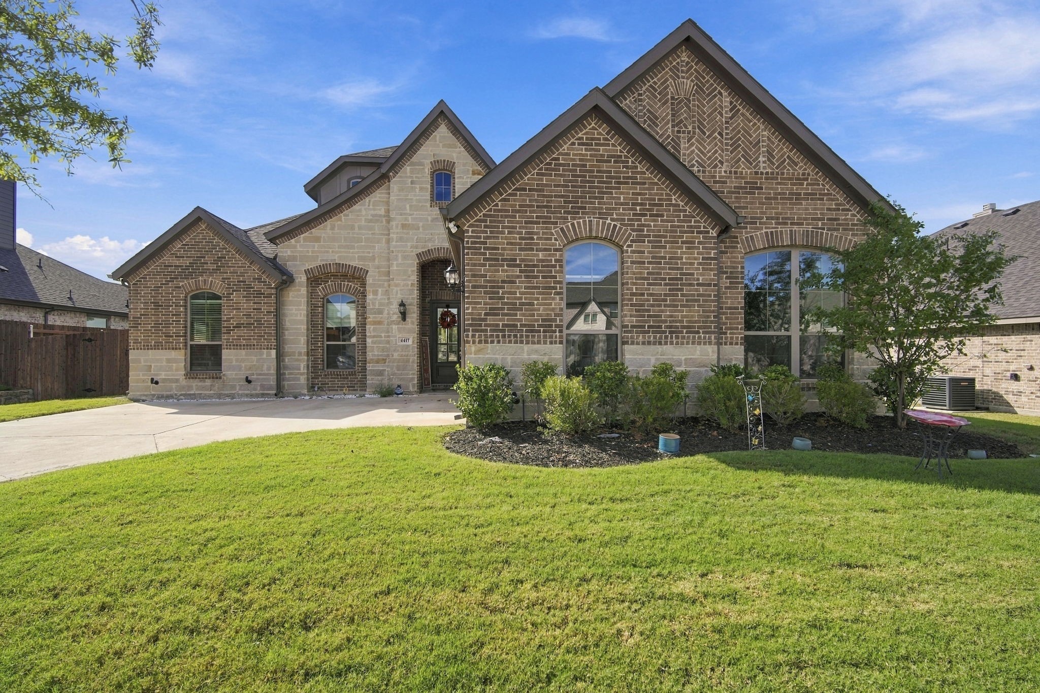 Residential Lease in Midlothian