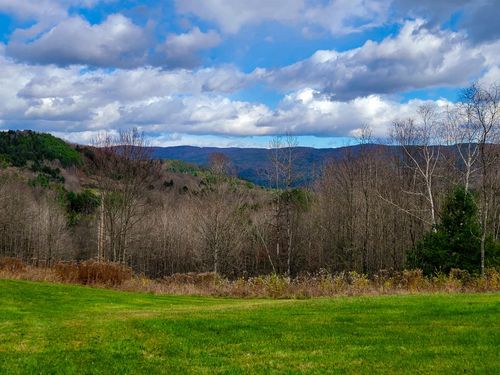 566-250-566 Community Dr, Randolph Ctr, VT, 05061-4702 | Card Image