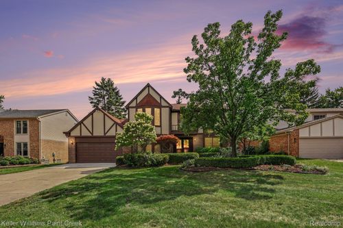 2717 Powderhorn Ridge Rd, Rochester Hills, MI, 48309-1339 | Card Image