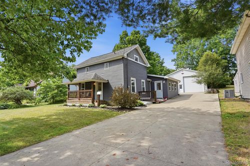 872 S Barnes St, Mason, MI, 48854-1934 | Card Image