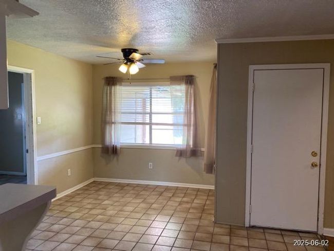 5603 Mossy Timbers Dr, House other with 4 bedrooms, 3 bathrooms and 2 parking in Humble TX | Image 5