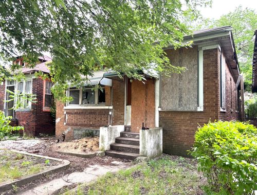 1060 Jackson St, Gary, IN, 46402-2830 | Card Image
