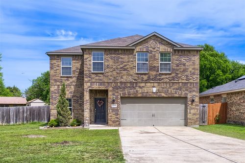 1200 Oak Creek Dr, Hutchins, TX, 75141-4133 | Card Image