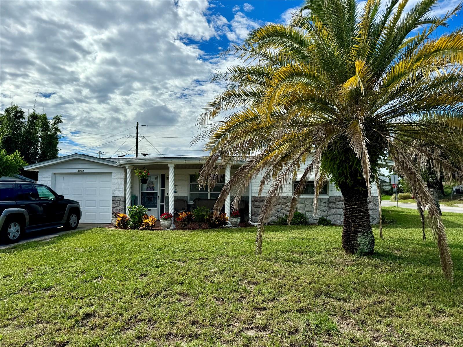 Genesis Ave, Holiday, FL 34690