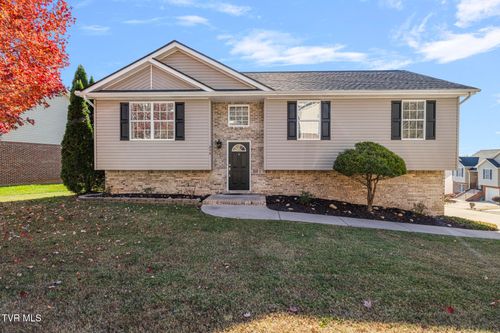 248 Stone Edge Cir, Kingsport, TN, 37660-3489 | Card Image