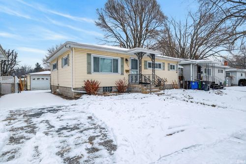 4422 E 20th Ct, Lake Station, IN, 46405-1256 | Card Image