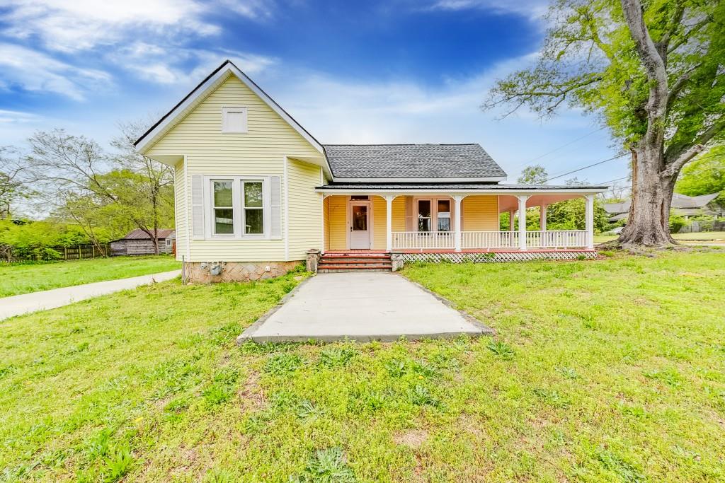 Tate St, Elberton, GA 30635