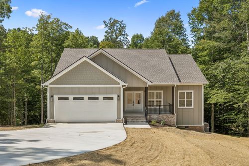 304 Cherokee Ct, White Bluff, TN, 37187-4717 | Card Image