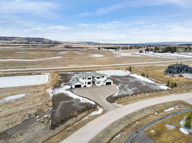 35 Windhorse Green, Home with 8 bedrooms, 6 bathrooms and 20 parking in Rural Rocky View County AB | Image 50
