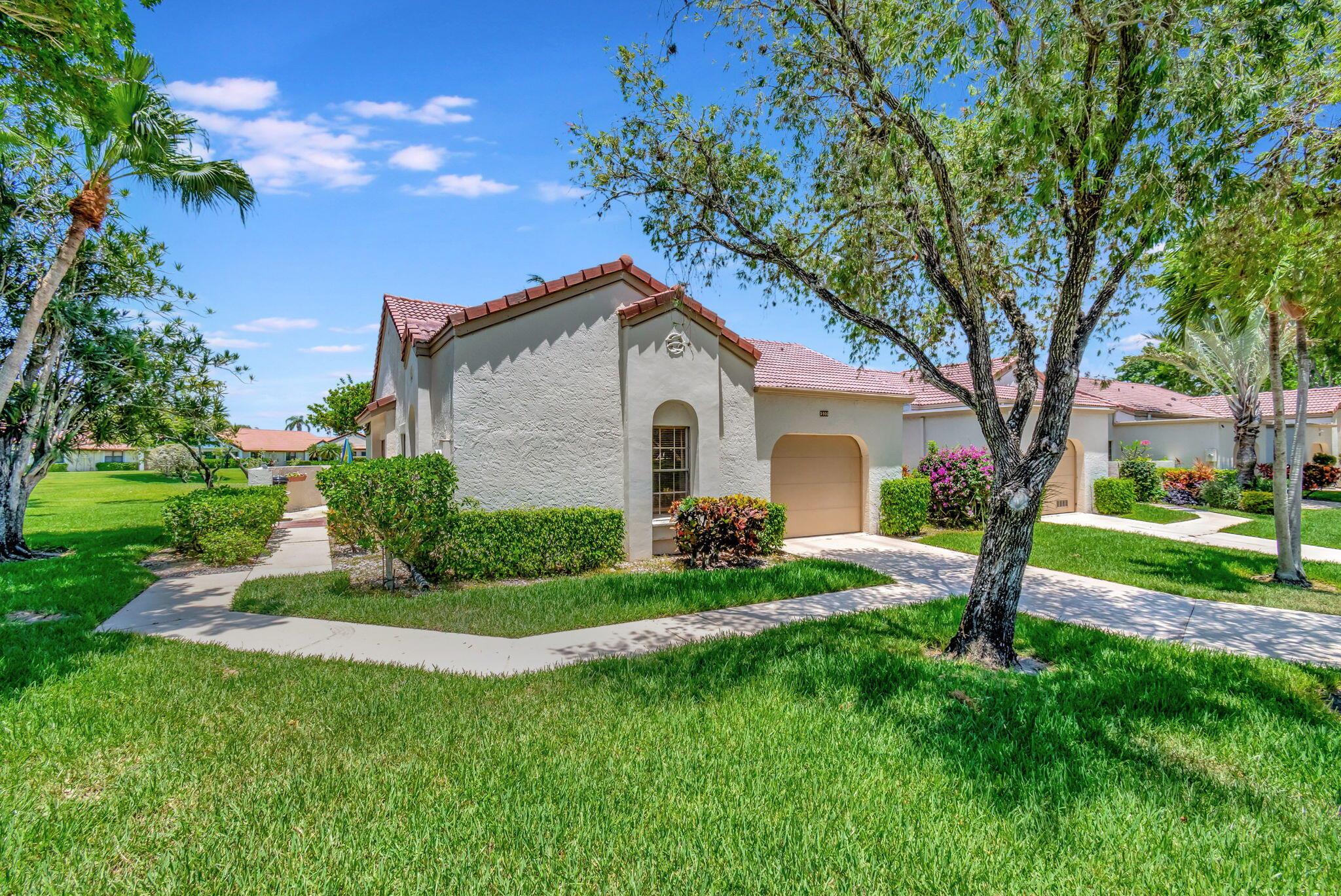 Parkwalk Cir, Boynton Beach, FL 33472