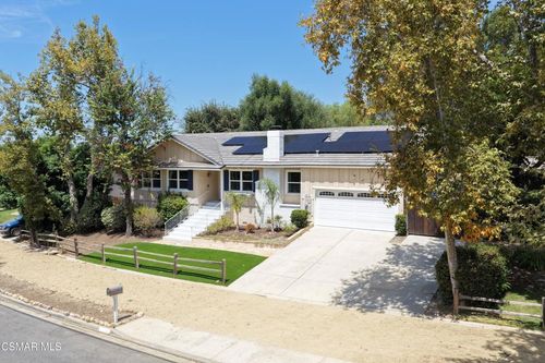 1039 Nonchalant Dr, Simi Valley, CA, 93065-5713 | Card Image
