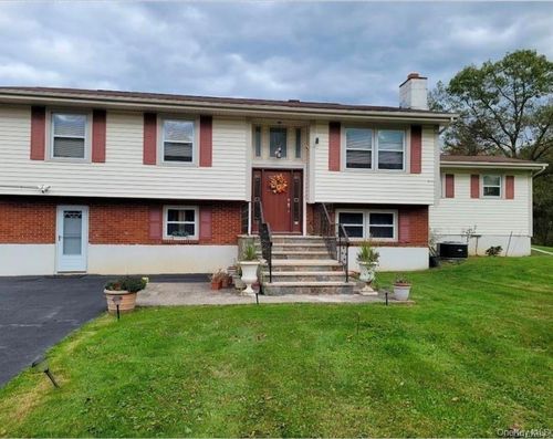 1-2115 Route 55, Lagrangeville, NY, 12540-5846 | Card Image