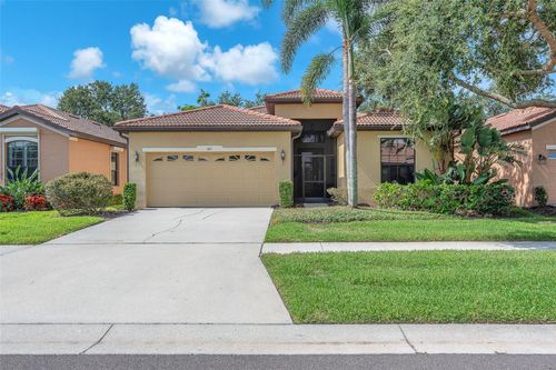 321 Silver Falls Dr, APOLLO BEACH, FL, 33572-3124 | Card Image