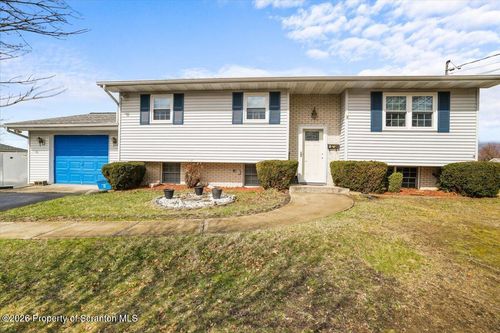 7 Chestnut St, Hughestown, PA, 18640-3625 | Card Image