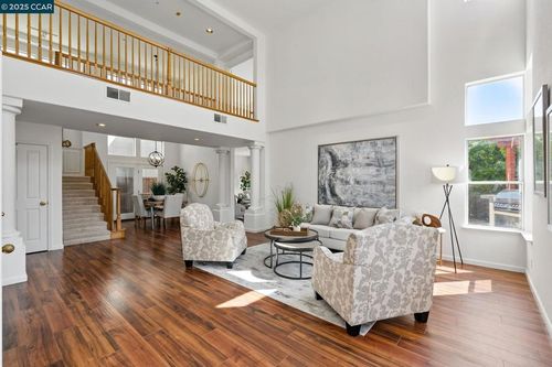 30300 Meridien Cir, Union City, CA, 94587-1547 | Card Image