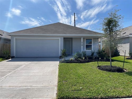 210 Nicholas Dr, Wharton, TX, 77488-5213 | Card Image