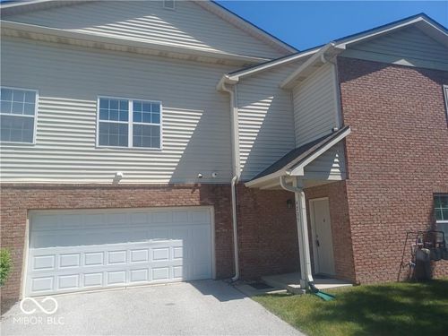 4235 Washington Blvd, Plainfield, IN, 46168-8800 | Card Image