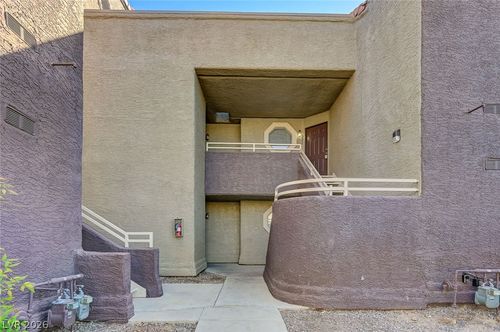 203-5072 Rainbow Blvd, Las Vegas, NV, 89118-1175 | Card Image
