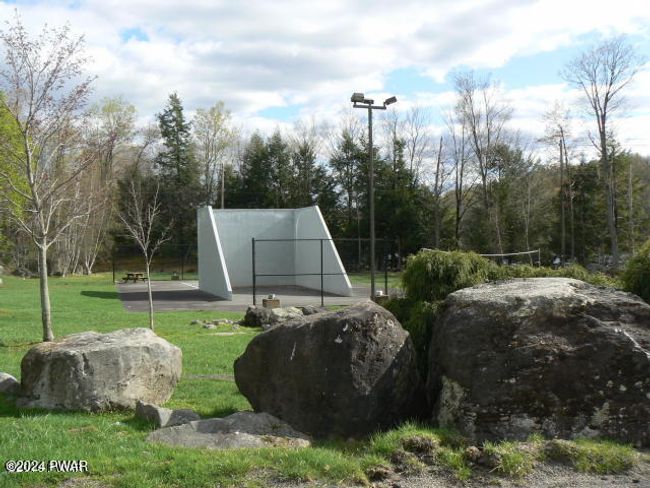 Hideout Handball | Image 11