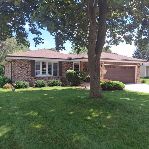 548 Oakwood Dr, Hartland, WI, 53029-1518 | Card Image