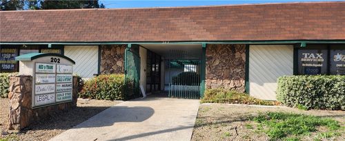 202 N Riverside Ave, Rialto, CA, 92376 | Card Image