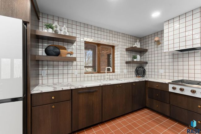 504 E Plum Creek Rd, House other with 4 bedrooms, 5 bathrooms and null parking in Sioux Falls SD | Image 11