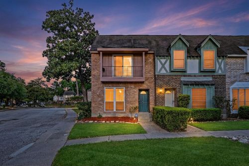 apt-240-830 Threadneedle St, Houston, TX, 77079-2842 | Card Image