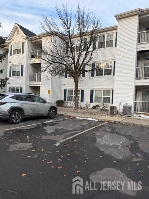 513 Waterford Dr, Edison, NJ, 08817-1900 | Card Image