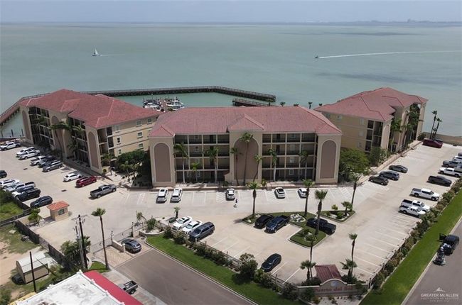 3303 - 301 E Houston St, Condo with 2 bedrooms, 2 bathrooms and null parking in Port Isabel TX | Image 45