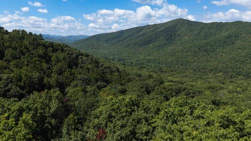 180 Bear Path Ln, LYNDHURST, VA, 22952 | Card Image