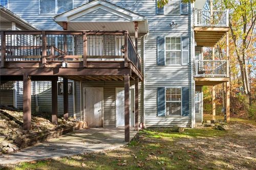 1110 Stoney Run Trl, Broadview Heights, OH, 44147-2553 | Card Image