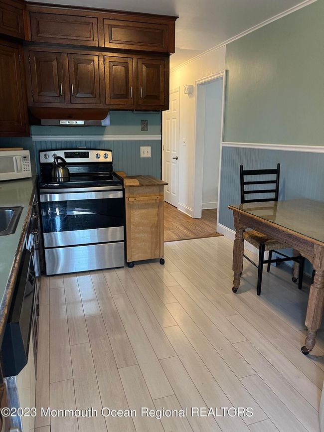 10 Riverview Ave, House other with 2 bedrooms, 2 bathrooms and null parking in Rumson NJ | Image 5