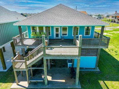 942 Palm Ridge Drive, House other with 3 bedrooms, 2 bathrooms and null parking in Crystal Beach TX | Image 1