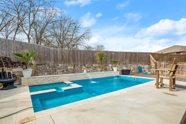 111 Bobolink Cv, House other with 4 bedrooms, 3 bathrooms and 2 parking in Kyle TX | Image 8